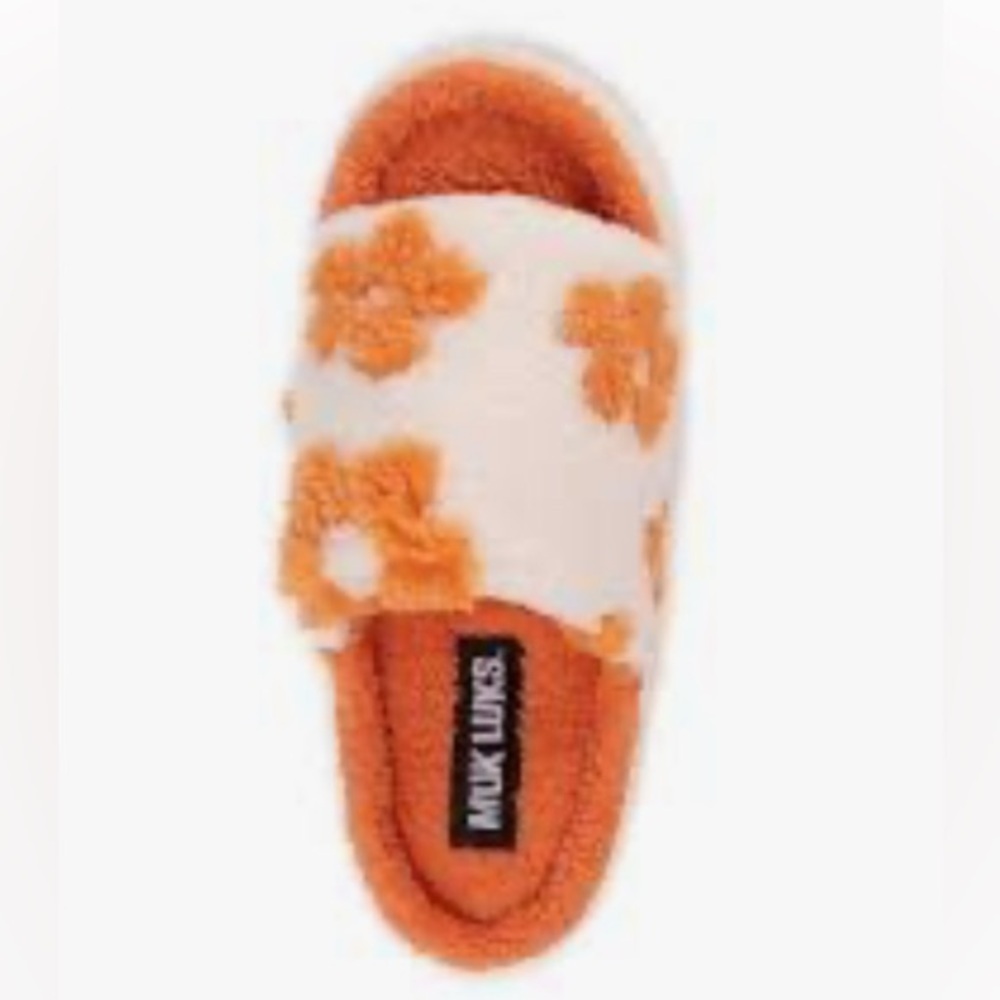 ▪️Muk Luks Cozy Orange and White Slippers/Slides
